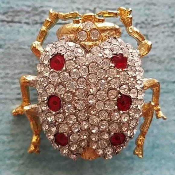 Vintage Rhinestone red white & gold Beetle Bug brooch pin - Picture 2 of 5